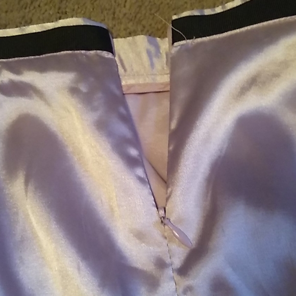 Skirt - Picture 4 of 4